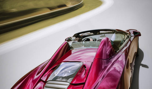 <strong>McLaren MP4-12C Spider</strong>