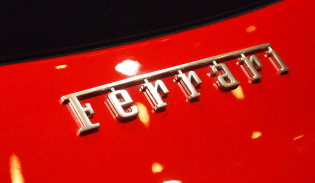 <strong>Ferrari F12berlinetta</strong>