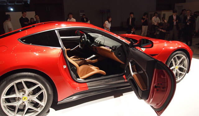 <strong>Ferrari F12berlinetta</strong>