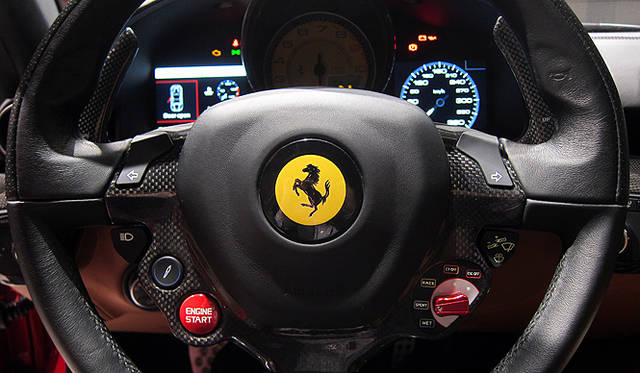 <strong>Ferrari F12berlinetta</strong>