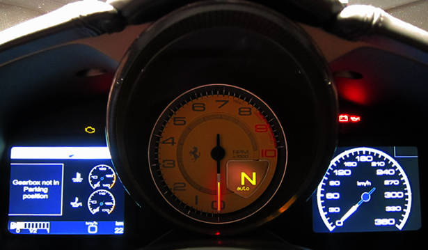 <strong>Ferrari F12berlinetta</strong>