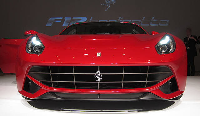 <strong>Ferrari F12berlinetta</strong>