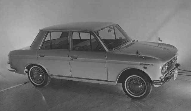 <strong>Datsun Bluebierd 1200 4-door sedan｜ダットサン ブルーバード 1200 4ドアセダン</strong>