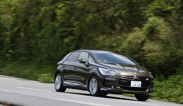 <strong>Citroen DS5 Chic｜シトロエン DS5 シック</strong>