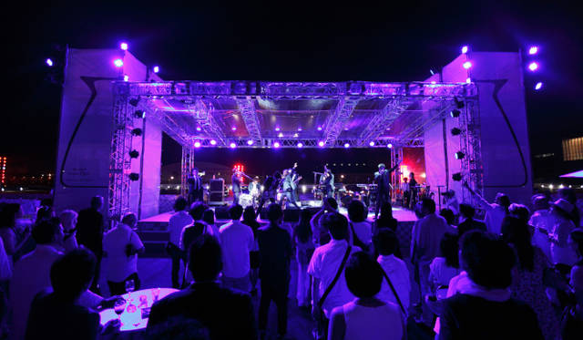 <br />東京スカパラダイスオーケストラによるライブで、会場の盛り上がりは最高潮に