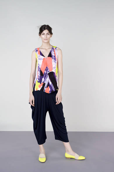 　2013年春夏プレコレクション　© 2012 ISSEY MIYAKE INC.