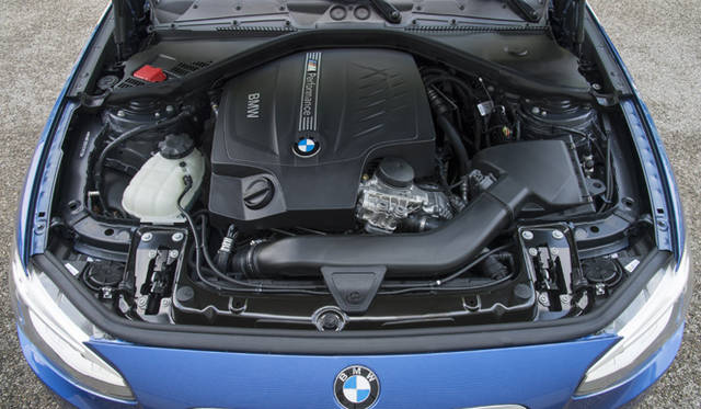 <strong>BMW M135i｜ビー・エム・ダブリュー M135i</strong><br />搭載するのはN55と呼ばれる直列6気筒ツインスクロールターボエンジン 最高出力235kW（320ps）/5,800rpm 最大トルク450Nm/1,250-5,000rpm