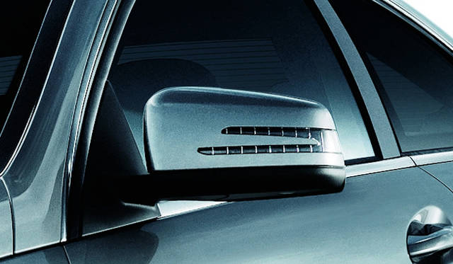 <strong>Mercedes-Benz C-Class Avantgarde｜メルセデス・ベンツCクラス アバンギャルド</strong>
