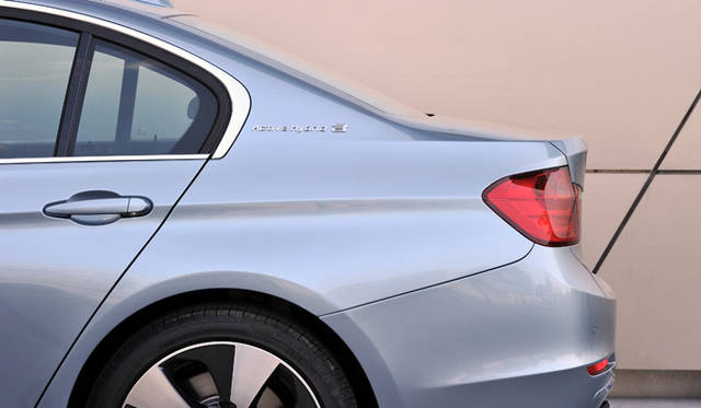 <strong>BMW ActiveHybrid 3｜ビー・エム・ダブリュー アクティブ ハイブリッド 3</strong>