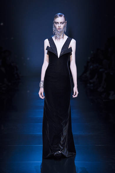 <strong>GIORGIO ARMANI PRIVE｜ジョルジオ アルマーニ プリヴェ</strong>　2012年秋冬オートクチュール・コレクション