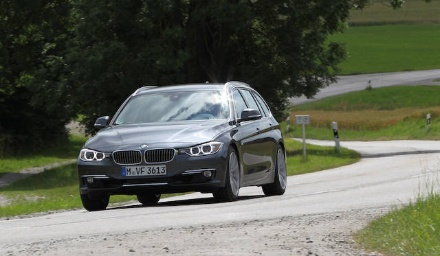 <strong>BMW 3 series touring｜ビー・エム・ダブリュー 3シリーズ ツーリング</strong>
