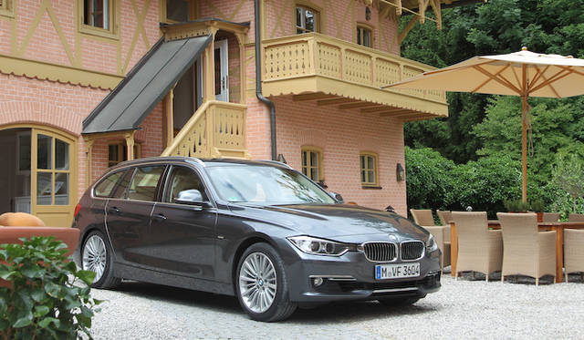 <strong>BMW 3 series touring｜ビー・エム・ダブリュー 3シリーズ ツーリング</strong>