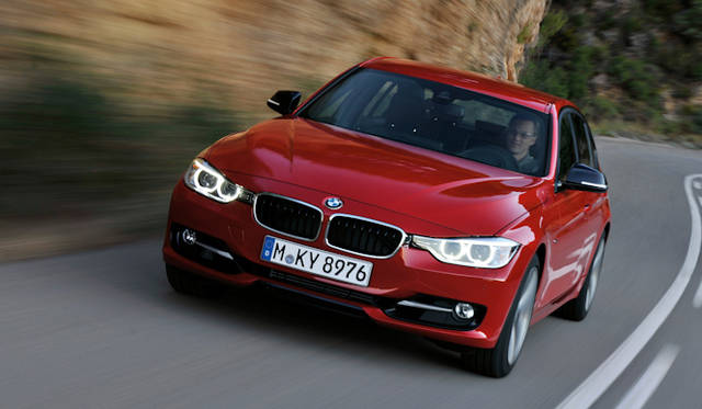 <strong>BMW 3 series ｜ビー・エム・ダブリュー 3シリーズ</strong>