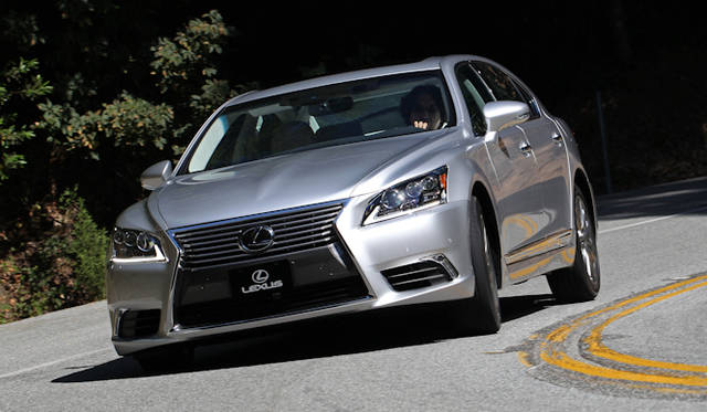 <strong>LEXUS LS460L F SPORTS｜レクサス LS460L Fスポーツ</strong>