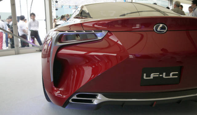 <strong>Lexus Spindle Night｜レクサス スピンドル ナイト</strong><br />LF-LCは日本初公開