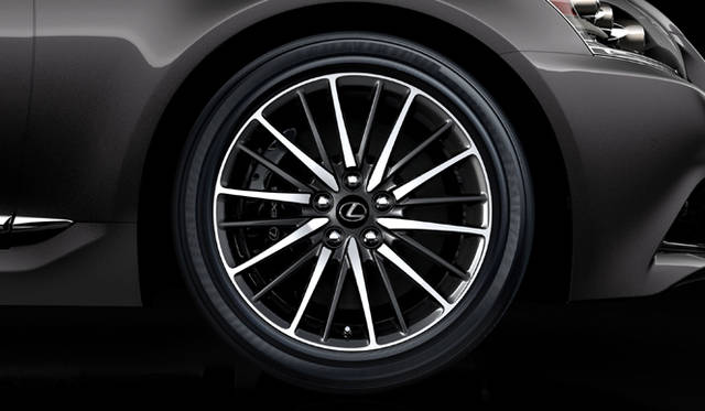 <strong>LEXUS LS460 F Sport｜レクサス LS460 Fスポーツ</strong>