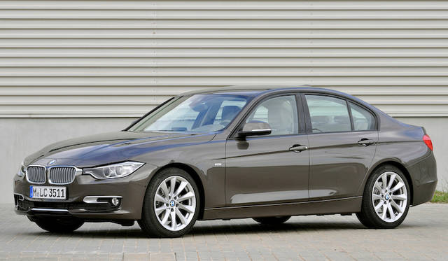 <strong>BMW 320d BluePerformance｜ビー・エム・ダブリュー 320d ブルーパフォーマンス</strong>