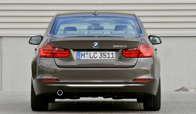 <strong>BMW 320d BluePerformance｜ビー・エム・ダブリュー 320d ブルーパフォーマンス</strong>