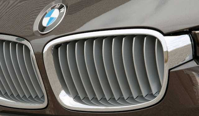 <strong>BMW 320d BluePerformance｜ビー・エム・ダブリュー 320d ブルーパフォーマンス</strong>