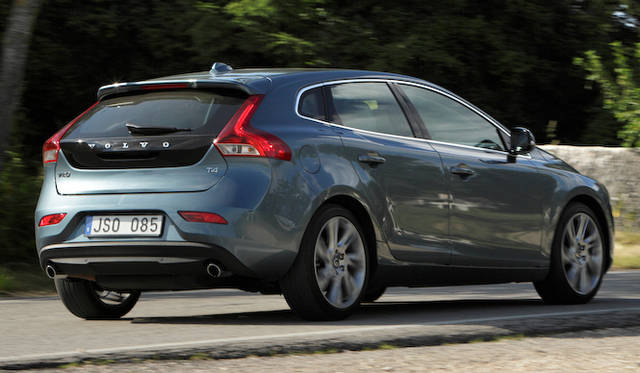 <strong>Volvo V40｜ボルボV40</strong>