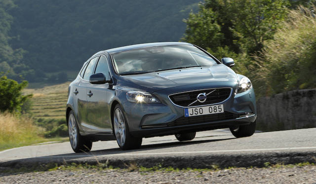 <strong>Volvo V40｜ボルボV40</strong>
