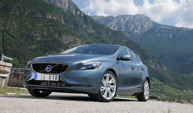 <strong>Volvo V40｜ボルボV40</strong>