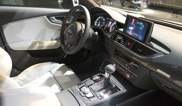 <strong>Audi S7 Sportback｜アウディS7スポーツバック</strong>