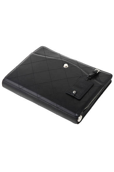 <strong>REALFLEET</strong> New Brand "KENJI AMADANA" "BAGTTERY (Bag + Battery)" Clutch Bag ¥59,000 (Black, Chocolate)