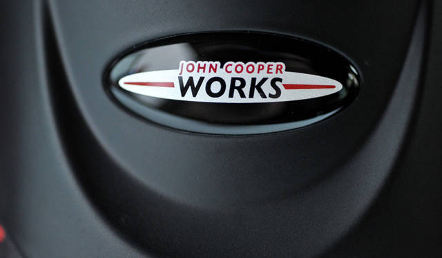 <strong>MINI John Cooper Works Countryman (Crossover)｜ミニ ジョン・クーパー・ワークス クロスオーバー</strong>
