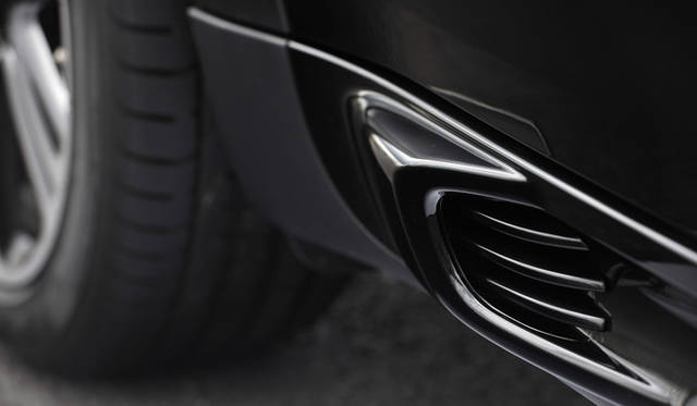 <strong>MINI John Cooper Works Countryman (Crossover)｜ミニ ジョン・クーパー・ワークス クロスオーバー</strong>