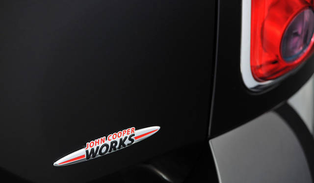<strong>MINI John Cooper Works Countryman (Crossover)｜ミニ ジョン・クーパー・ワークス クロスオーバー</strong>
