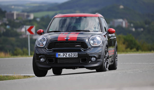 <strong>MINI John Cooper Works Countryman (Crossover)｜ミニ ジョン・クーパー・ワークス クロスオーバー</strong>