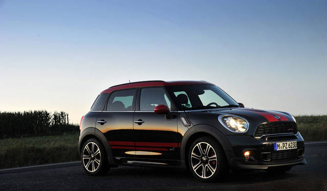 <strong>MINI John Cooper Works Countryman (Crossover)｜ミニ ジョン・クーパー・ワークス クロスオーバー</strong>