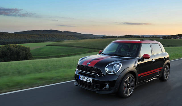 <strong>MINI John Cooper Works Countryman (Crossover)｜ミニ ジョン・クーパー・ワークス クロスオーバー</strong>