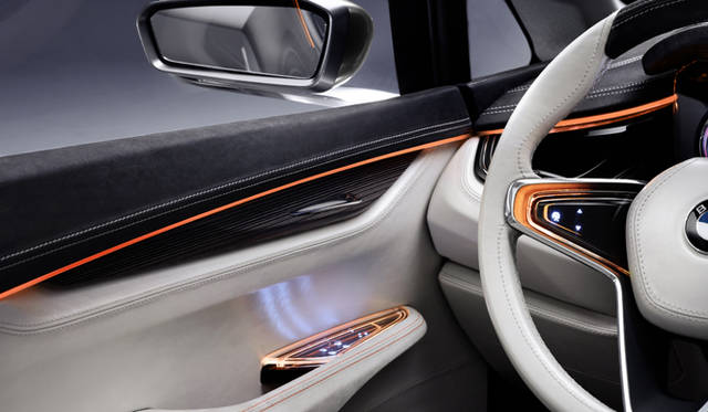 <strong>BMW Concept Active Tourer｜ビー・エム・ダブリュー コンセプト アクティブ ツアラー</strong>