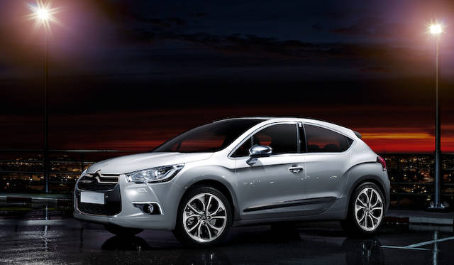 <strong>Citroen DS4｜シトロエンDS4</strong>　（欧州仕様車）