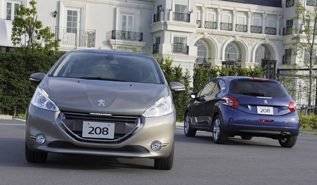 <strong>Peugeot 208｜プジョー 208</strong>