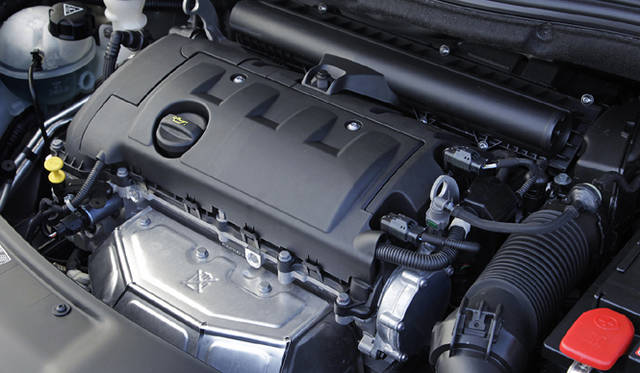 <strong>Peugeot 208｜プジョー 208</strong>