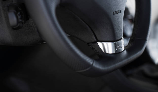 <strong>Peugeot RCZ｜プジョー RCZ</strong>
