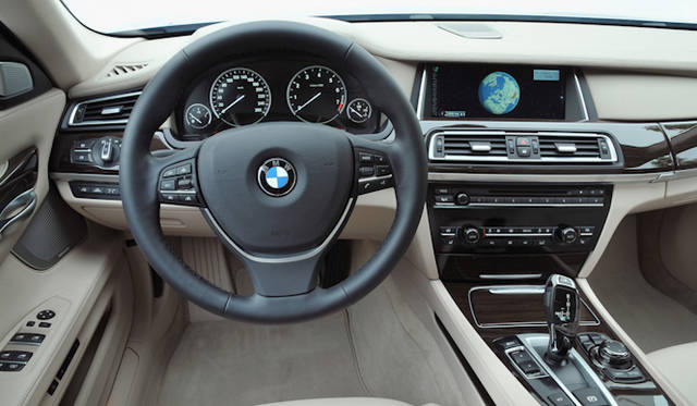 <strong>BMW 7 Series</strong>