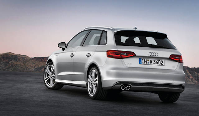 <strong>Audi A3 Sportback｜アウディ A3 スポーツバック</strong>