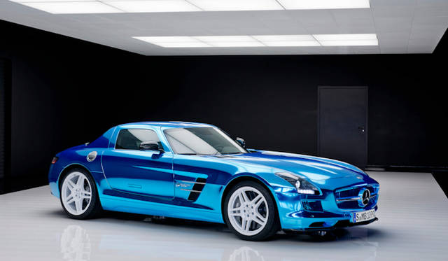 <strong>Mercedes-Benz SLS AMG Electric Drive｜<br />メルセデス・ベンツ SLS AMG・エレクトリックドライブ</strong>