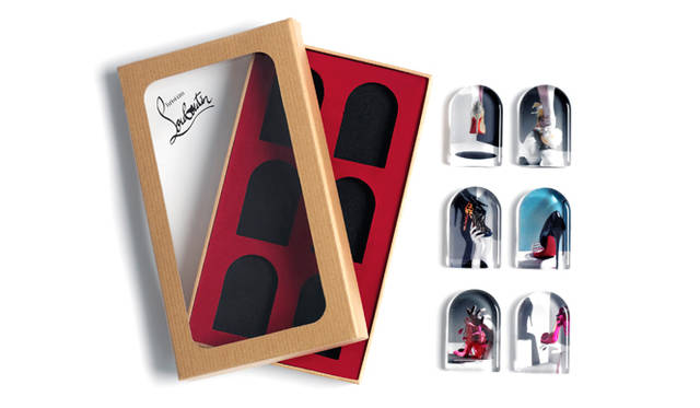 <strong>CHRISTIAN LOUBOUTIN</strong> Magnet