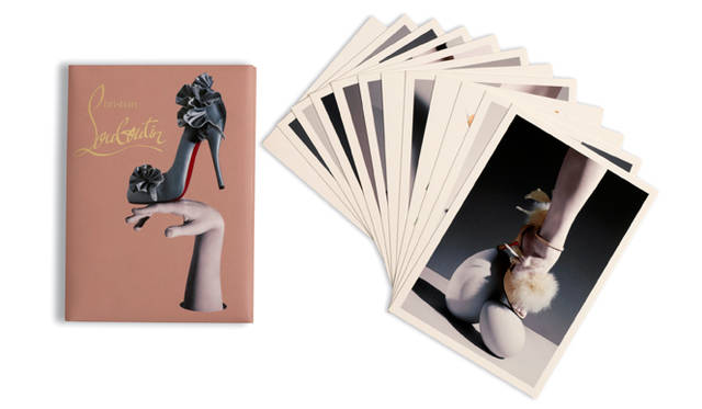 <strong>CHRISTIAN LOUBOUTIN</strong> Postcard