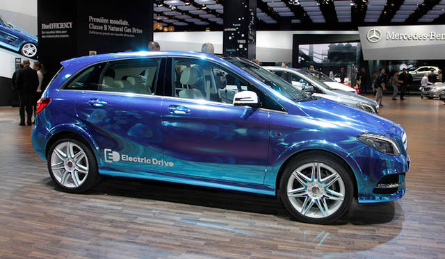 <strong>Mercedes-Benz　B-class Electric Drive｜メルセデス・ベンツ Bクラス エレクトリックドライブ</strong>　<br />Photographs by MOCHIZUKI Hirohiko