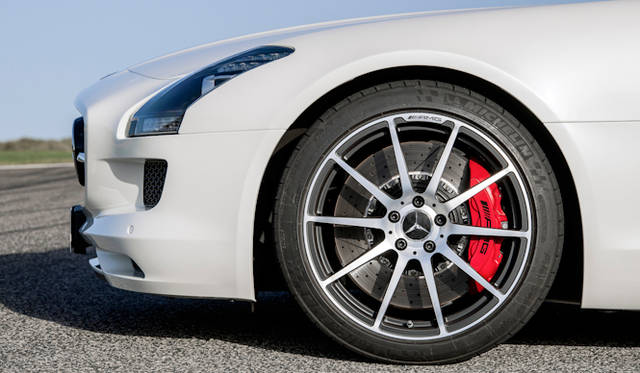 <strong>Mercedes-Benz　SLS AMG GT｜メルセデス・ベンツ　SLS AMG GT</strong>　