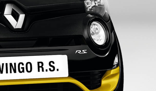<strong>Renault Twingo R.S. Redbull Racing RB7｜トゥインゴ R.S. レッドブル・レーシング RB7</strong>