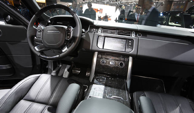 <strong>RANGE ROVER｜レンジローバー （ヴォーグ）</strong>
