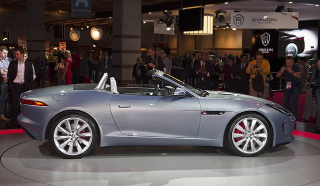 <strong>Jaguar F-Type｜ジャガー Fタイプ</strong>