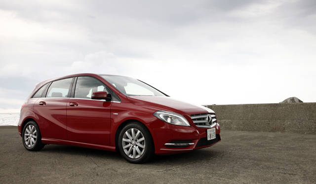 <strong>Mercedes-Benz B180 BlueEFFICIENCY｜メルセデス・ベンツ B180 ブルーエフィシェンシー</strong>